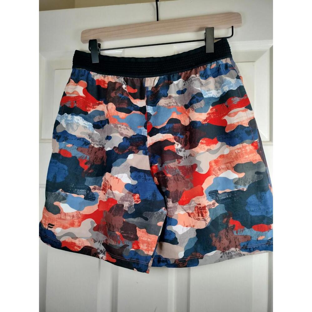 Fabletics Men’s S "The One Short" 7” Inseam - Heated Red/Deep Navy Fragment Camo